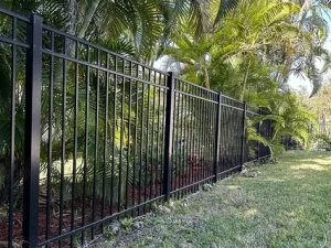 5 Reasons Aluminum Fencing is Perfect for Modern Homes